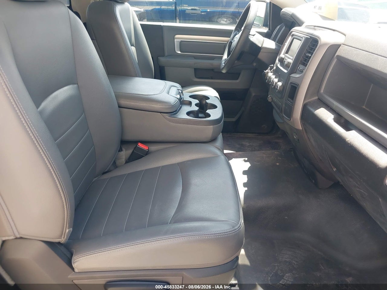 2019 RAM 1500 CLASSIC TRADESMAN  4X2 8' BOX · 5/11