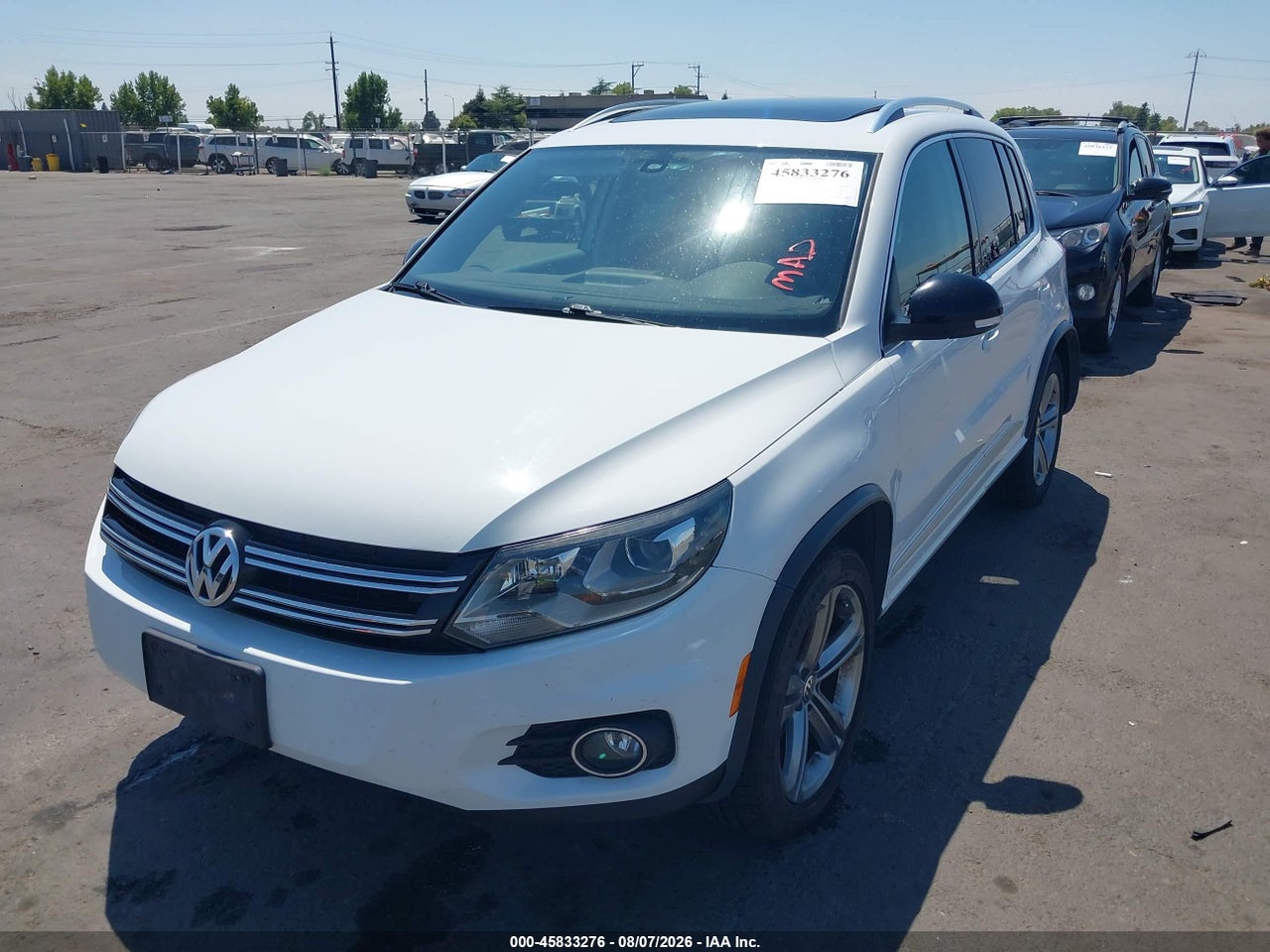 2017 VOLKSWAGEN TIGUAN 2.0T SPORT · 2/11
