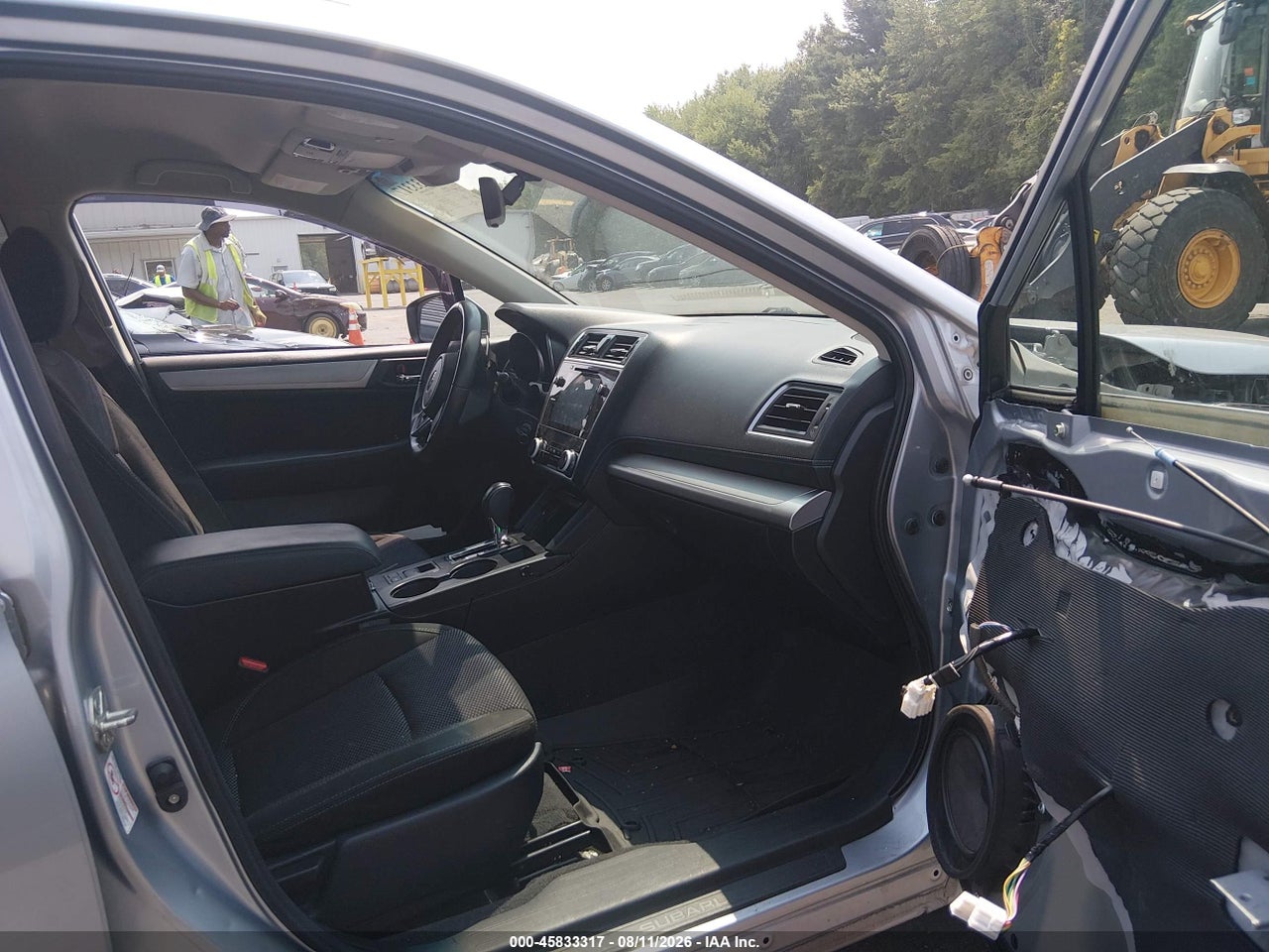 2019 SUBARU OUTBACK 2.5I PREMIUM · 5/11