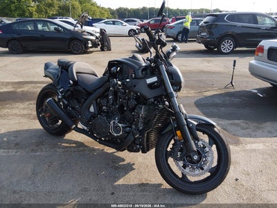 2018 YAMAHA VMX17