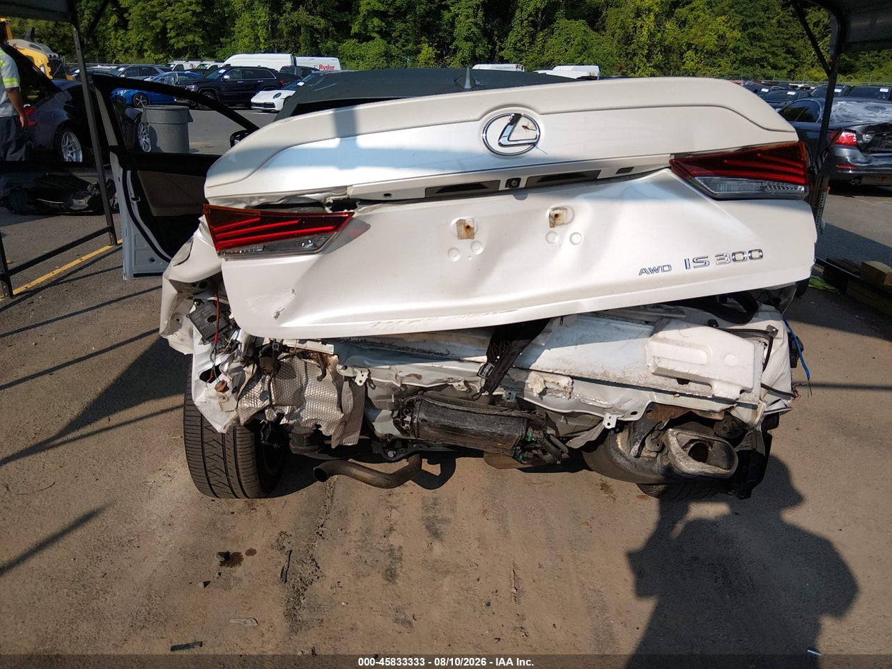 2018 LEXUS IS 300 · 6/11