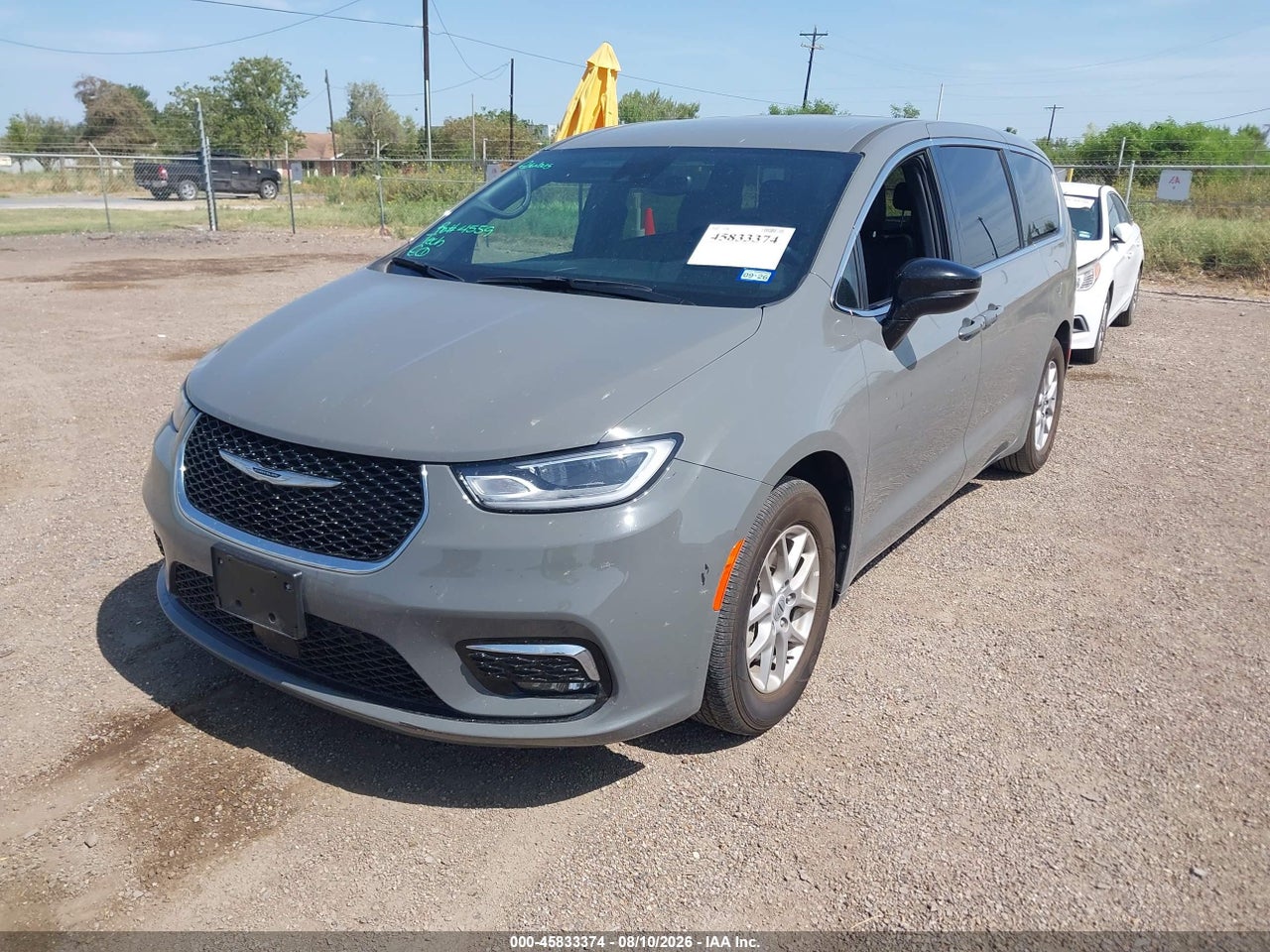 2025 CHRYSLER PACIFICA SELECT · 2/11