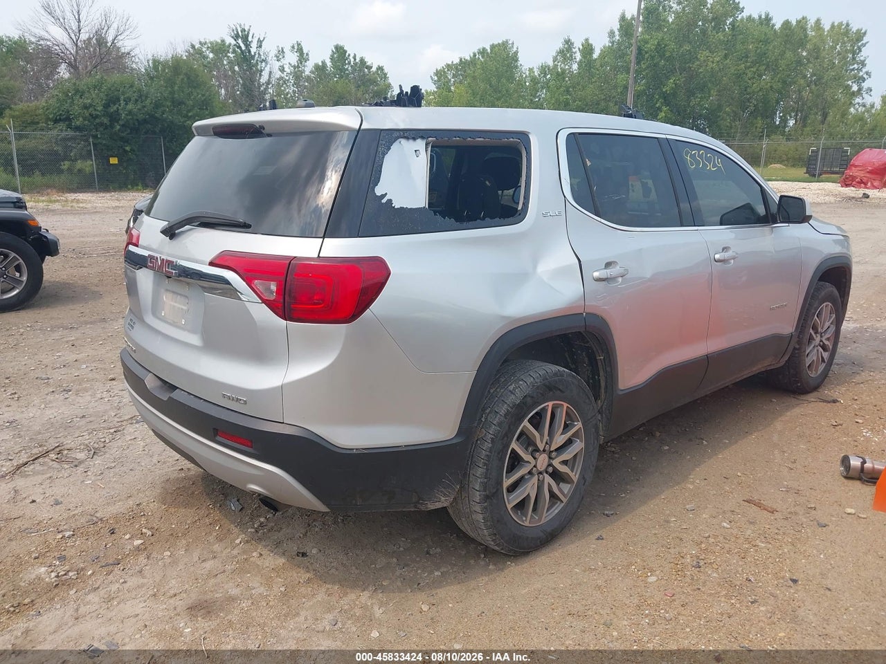 1GKKNSLA2JZ****** · 2018 GMC ACADIA SLE-2 · 4/11