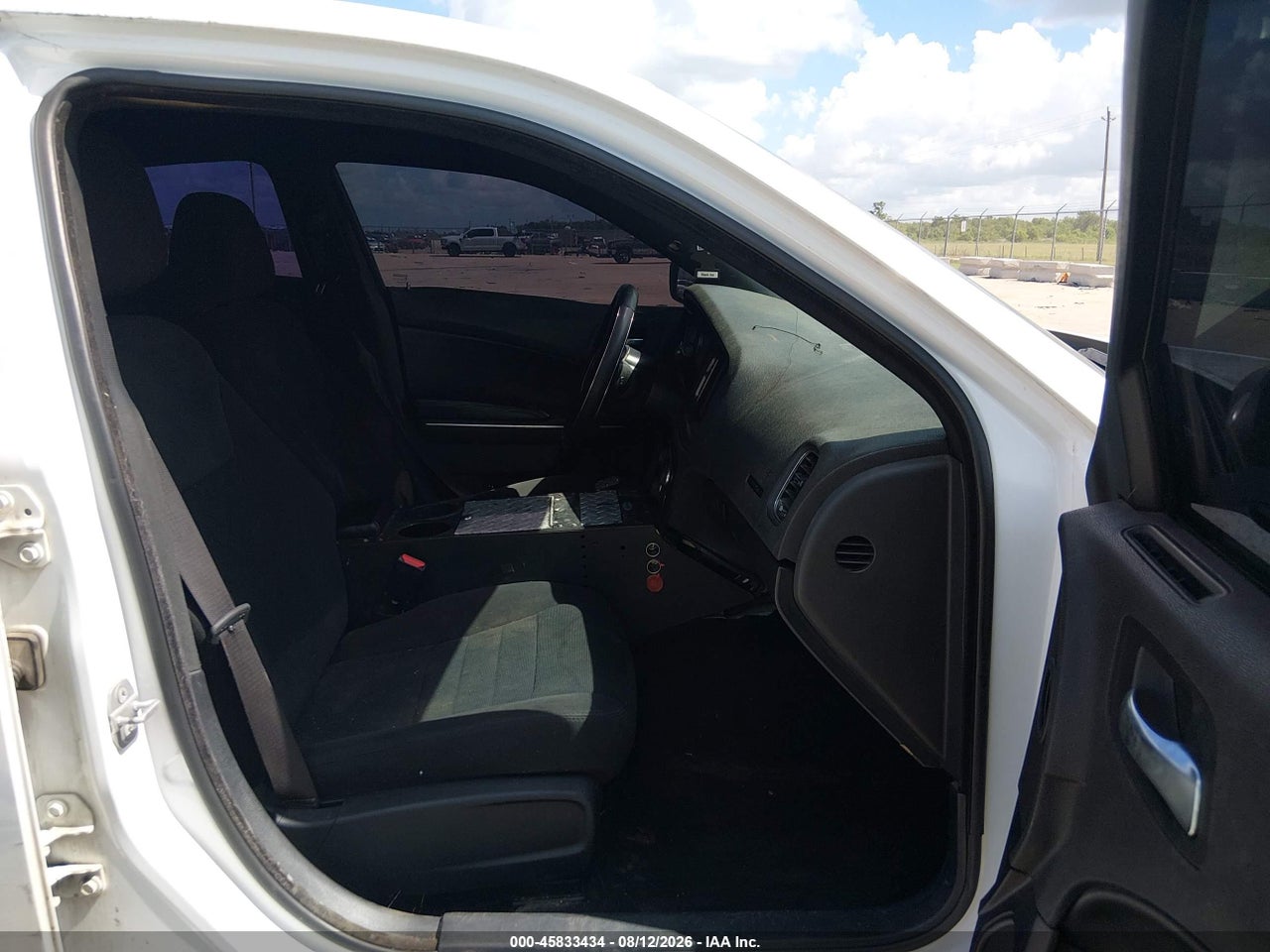 2015 DODGE CHARGER POLICE · 5/11