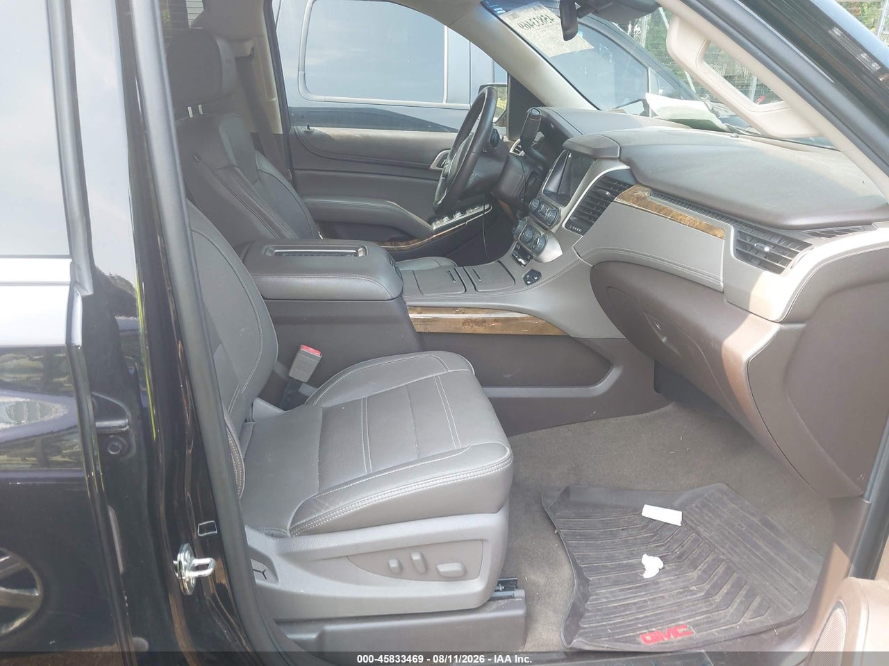 2016 GMC YUKON DENALI · 5/11