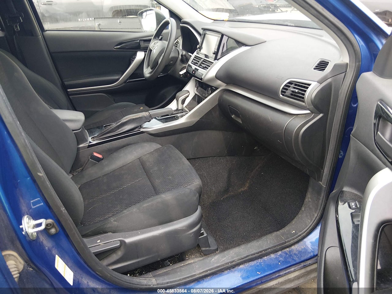 2018 MITSUBISHI ECLIPSE CROSS ES · 5/11