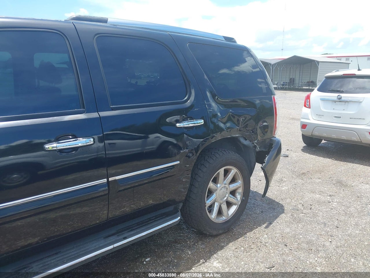 2008 GMC YUKON DENALI · 6/11