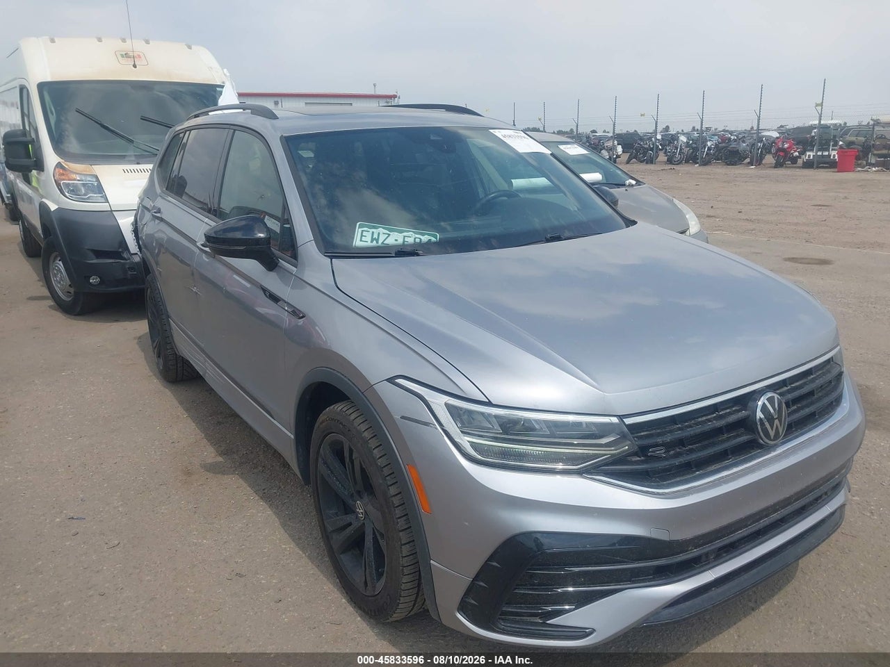 3VV8B7AX3PM****** · 2023 VOLKSWAGEN TIGUAN 2.0T SE R-LINE BLACK
