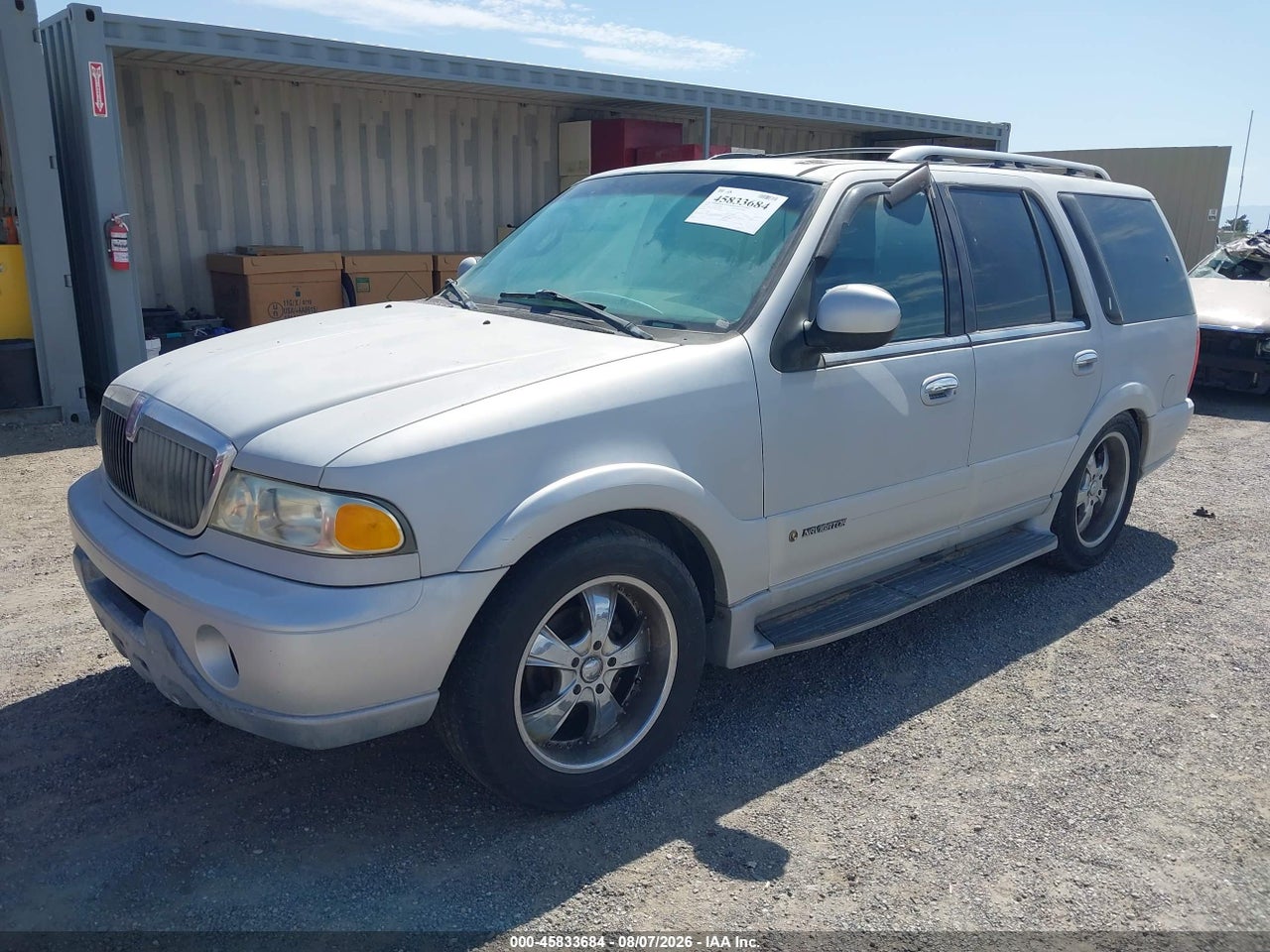 2000 LINCOLN NAVIGATOR   · 2/10