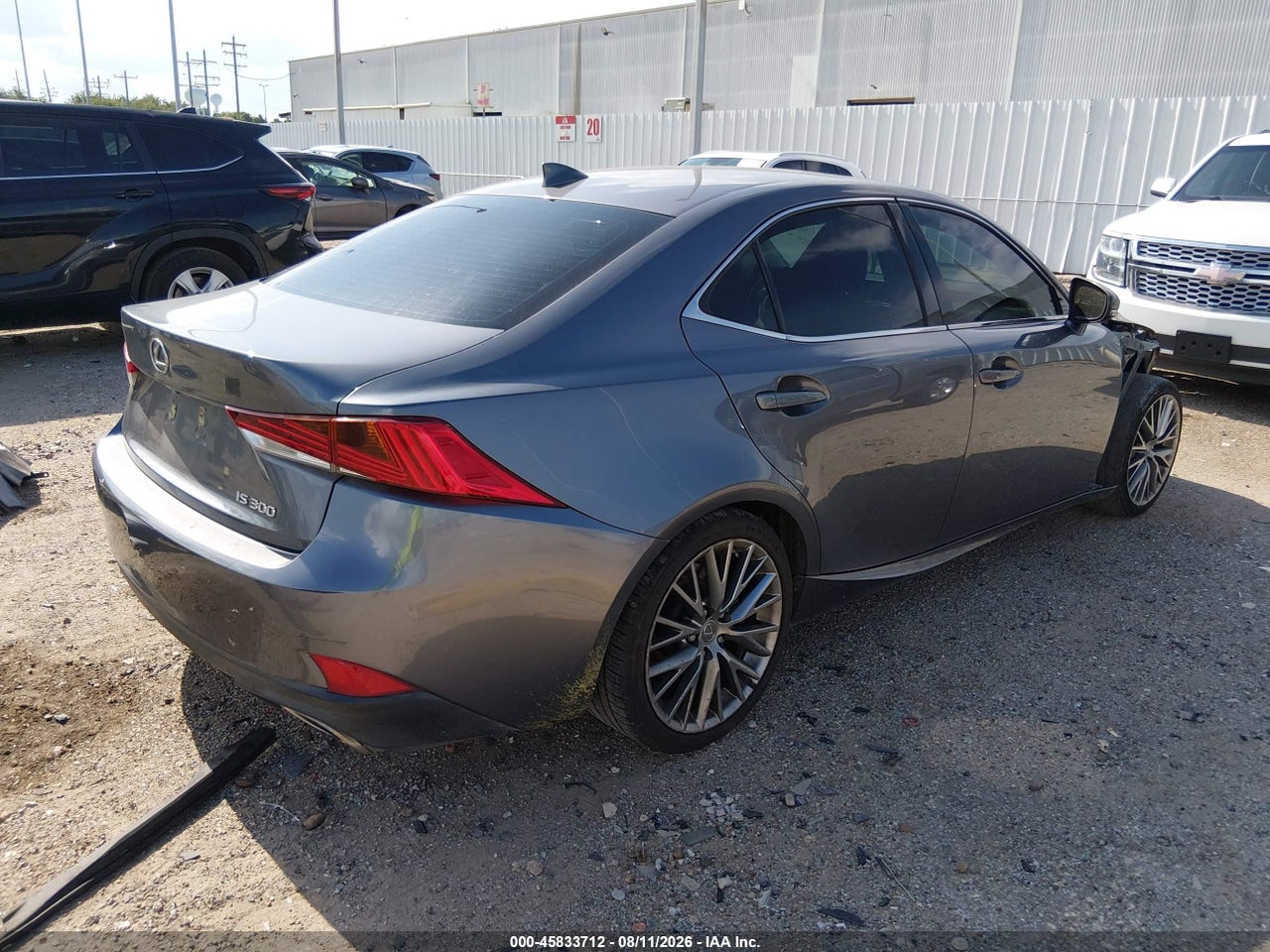 2018 LEXUS IS 300 · 4/11