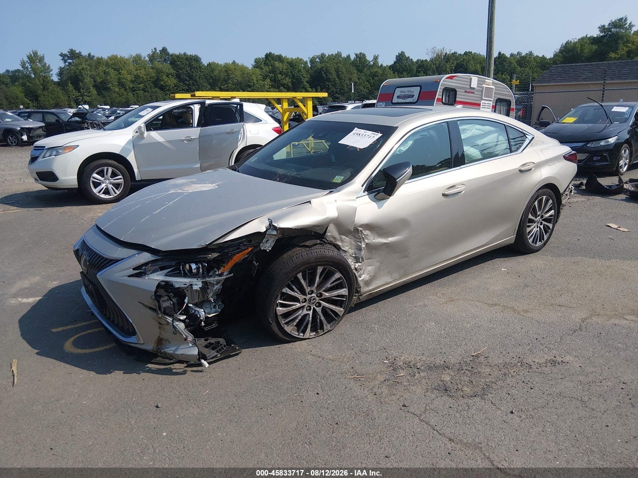 2019 LEXUS ES 350 · 2/11