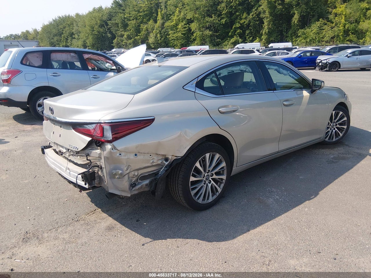 2019 LEXUS ES 350 · 4/11