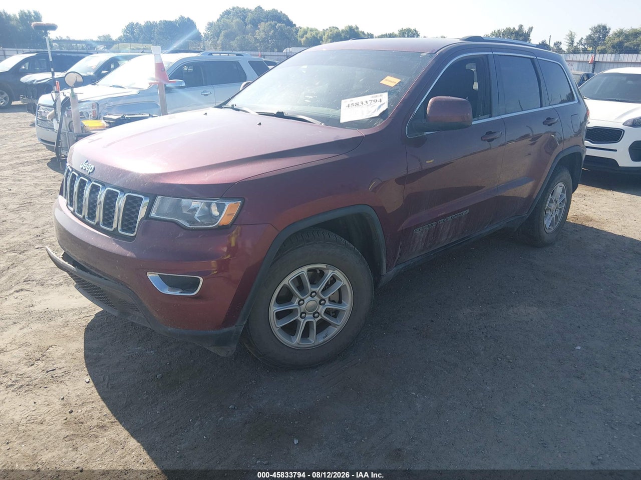 2019 JEEP GRAND CHEROKEE LAREDO E 4X2 · 2/11