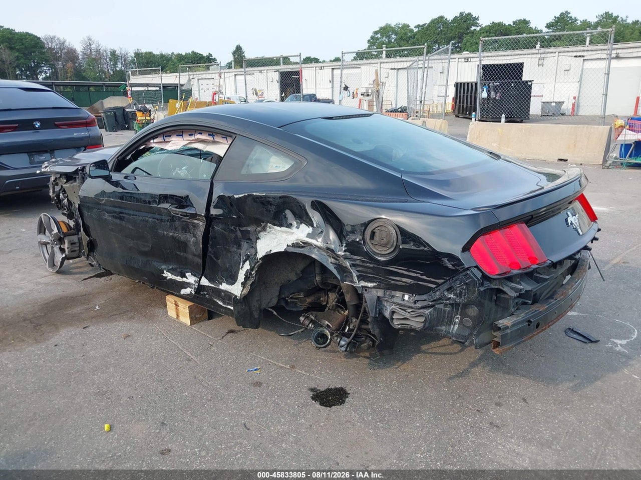 1FA6P8AM4F5****** · 2015 FORD MUSTANG V6 · 3/11