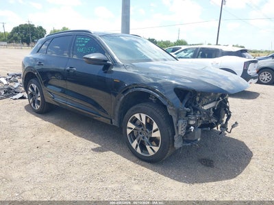 WA1AAAGE5NB****** · 2022 AUDI E-TRON PREMIUM QUATTRO