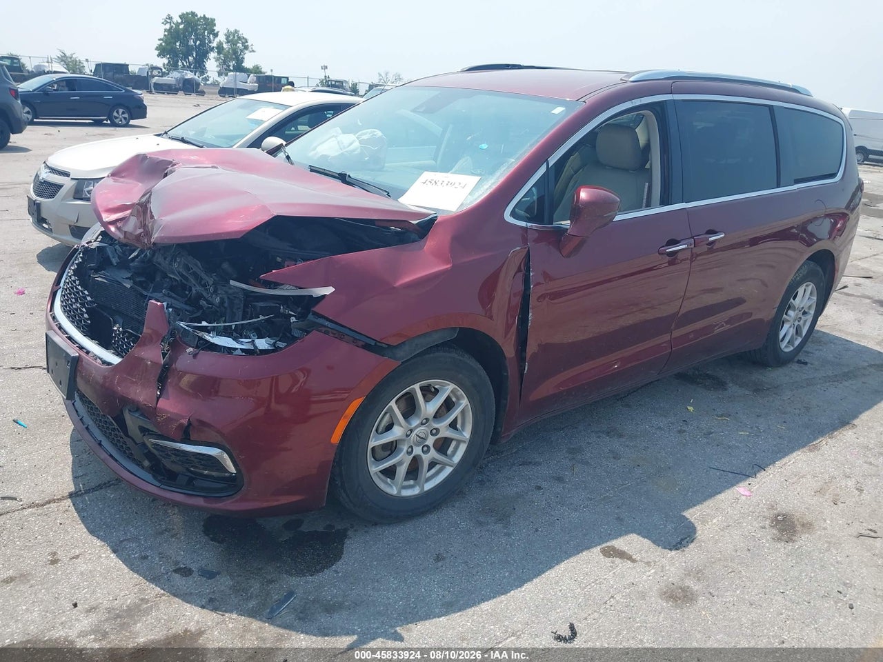 2021 CHRYSLER PACIFICA TOURING L · 2/11