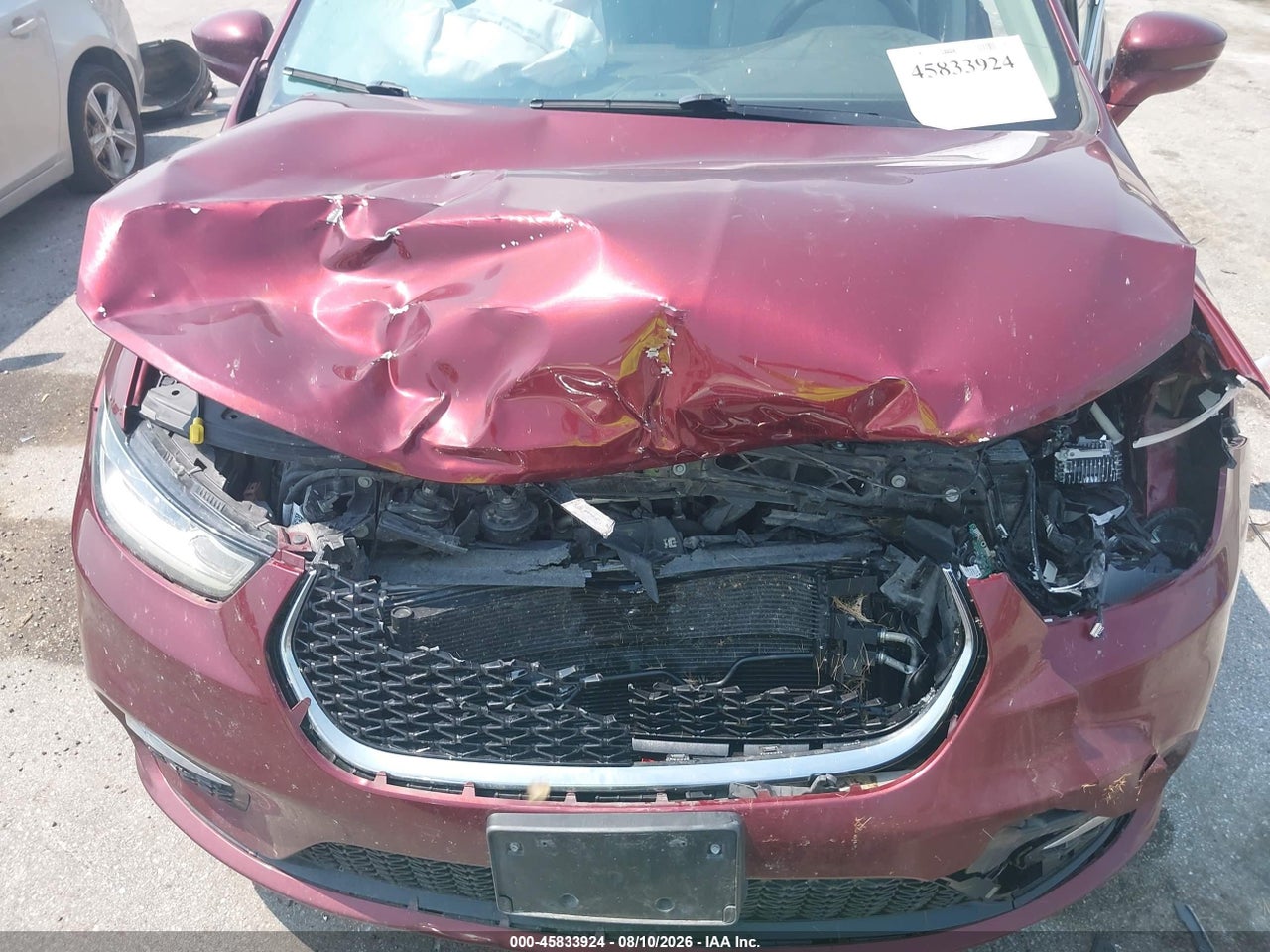 2021 CHRYSLER PACIFICA TOURING L · 6/11