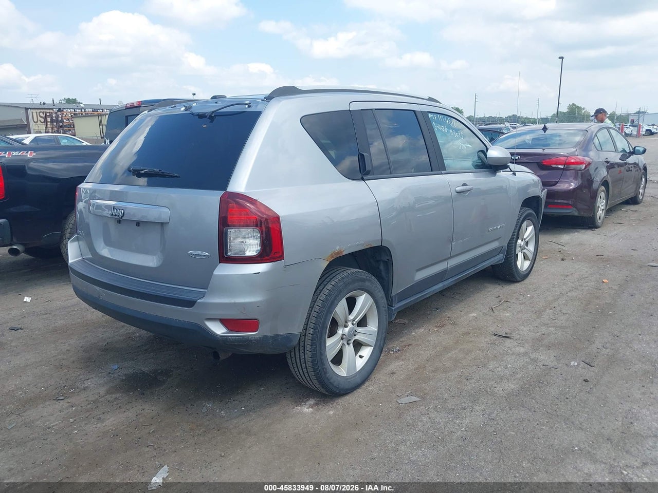 2016 JEEP COMPASS LATITUDE · 4/11