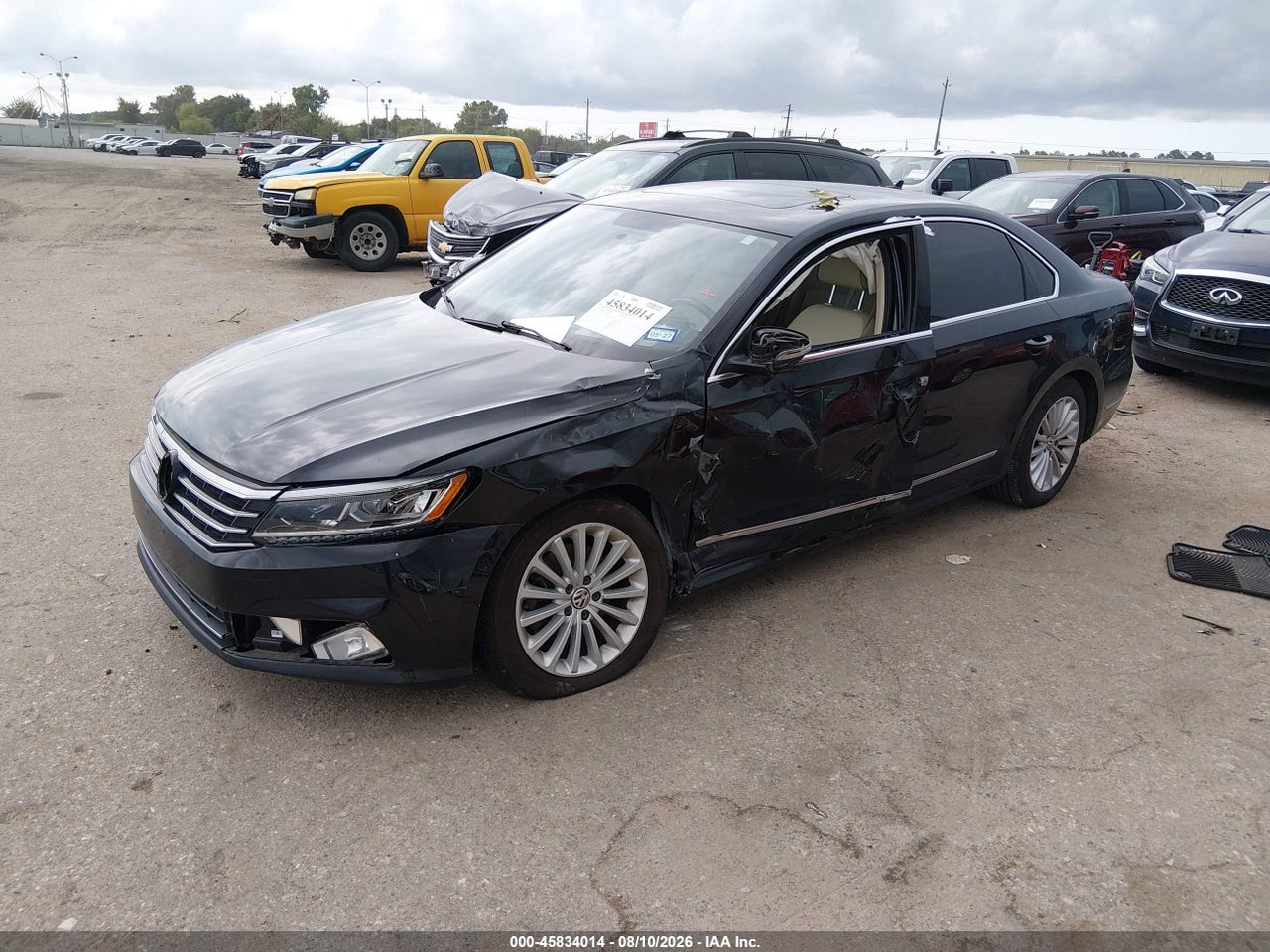 2017 VOLKSWAGEN PASSAT 1.8T SE · 2/11