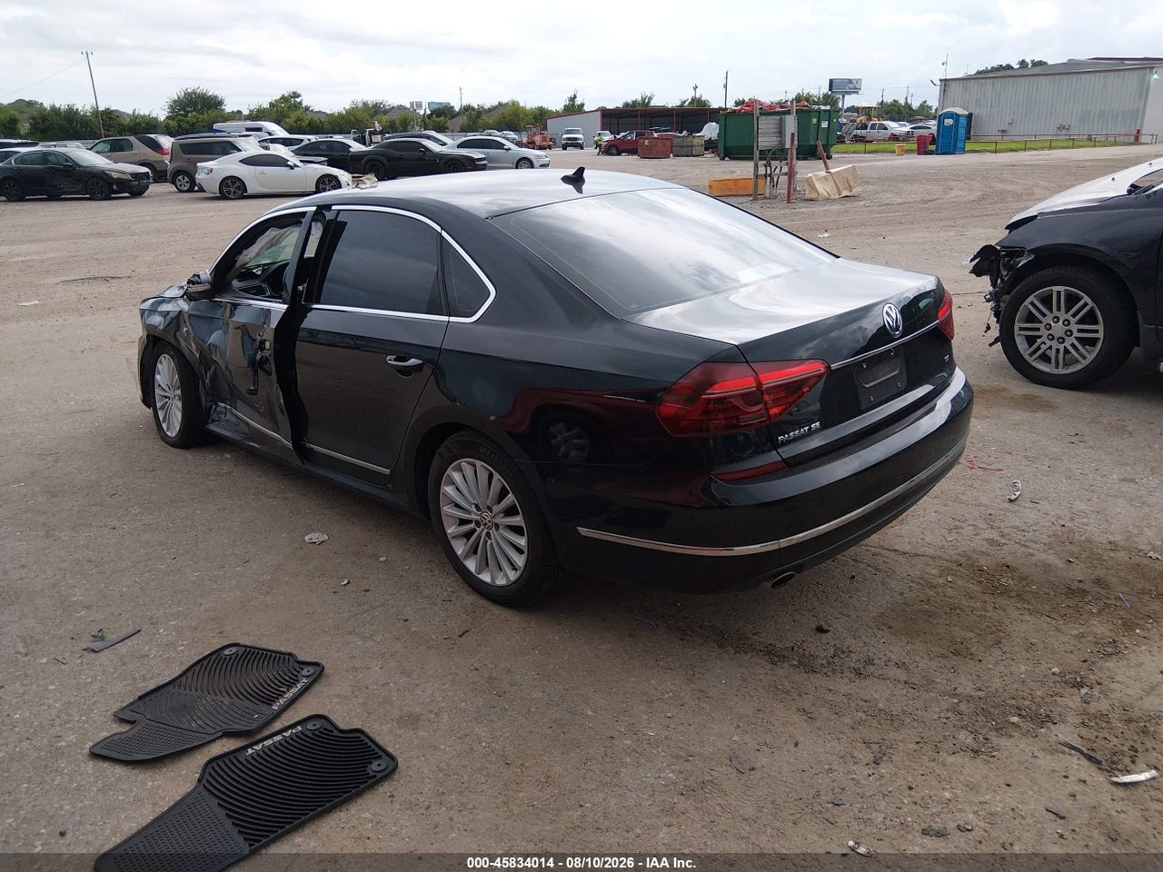2017 VOLKSWAGEN PASSAT 1.8T SE · 3/11