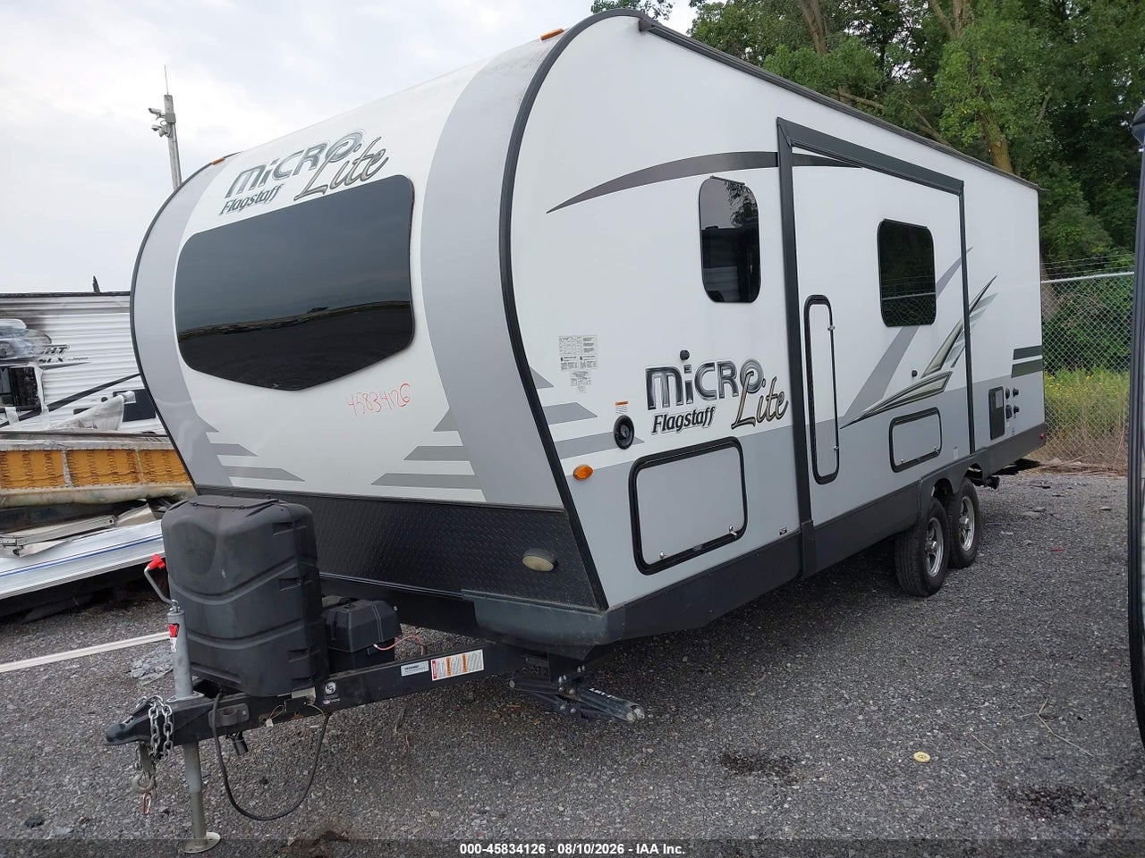 2019 FOREST RIVER FLAGSTAFF MICRO LITE · 2/11