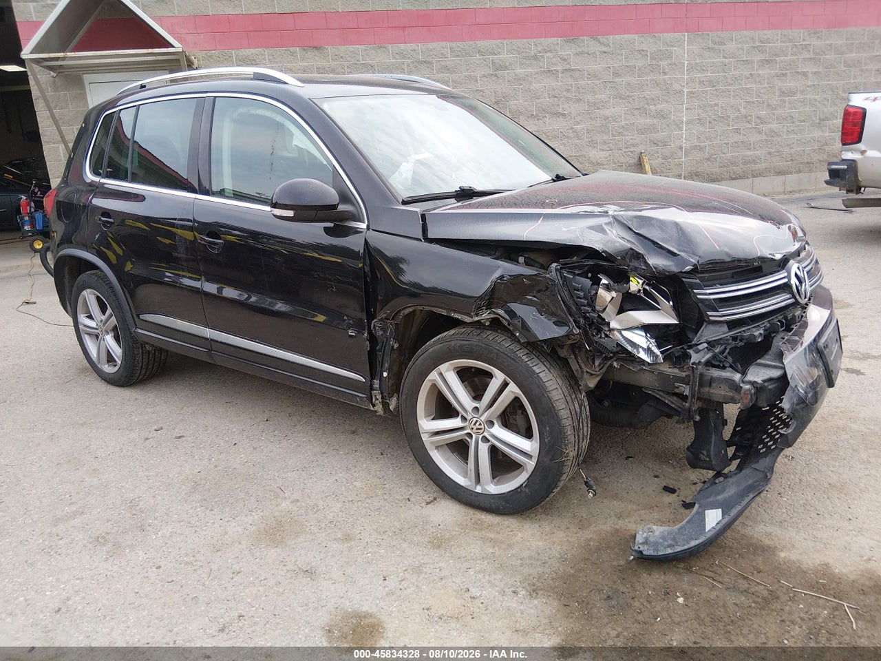 WVGUV7AX0HK****** · 2017 VOLKSWAGEN TIGUAN 2.0T SPORT