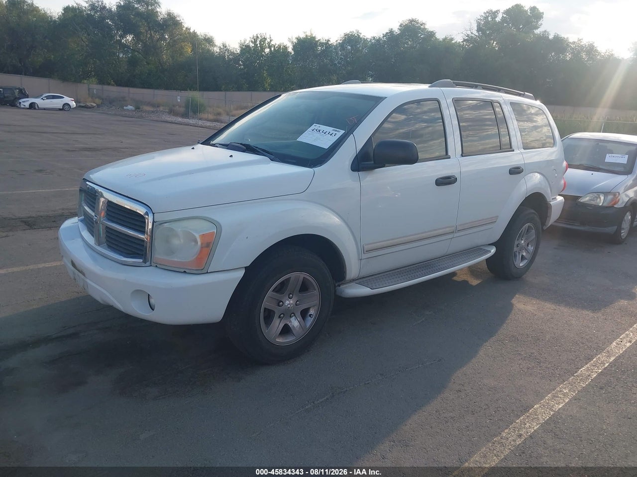 2004 DODGE DURANGO LIMITED · 2/6