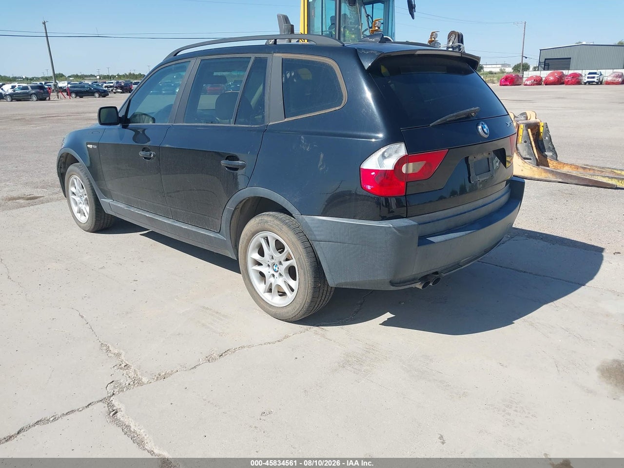 2005 BMW X3 2.5I · 3/6