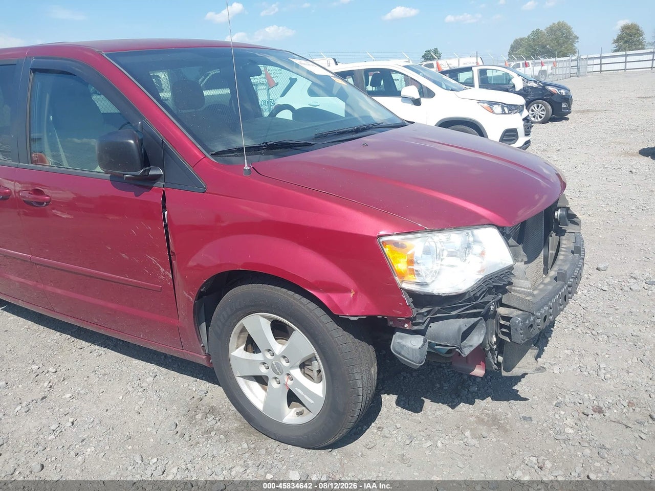 2016 DODGE GRAND CARAVAN SE · 6/11