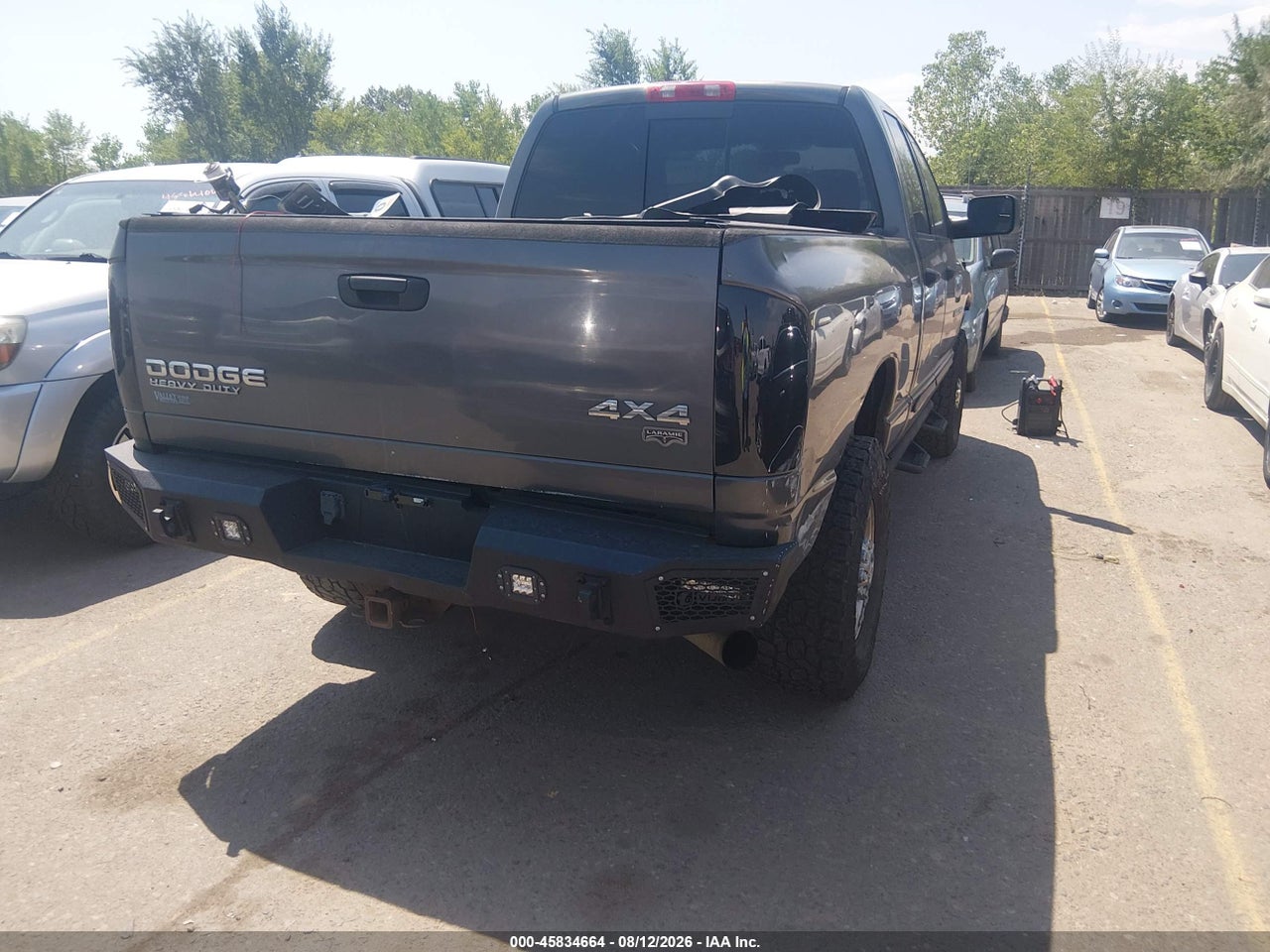 2004 DODGE RAM 2500 SLT/LARAMIE · 4/11
