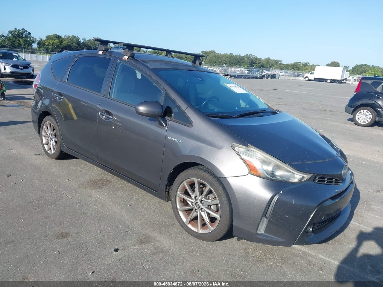 JTDZN3EU4FJ****** · 2015 TOYOTA PRIUS V FIVE