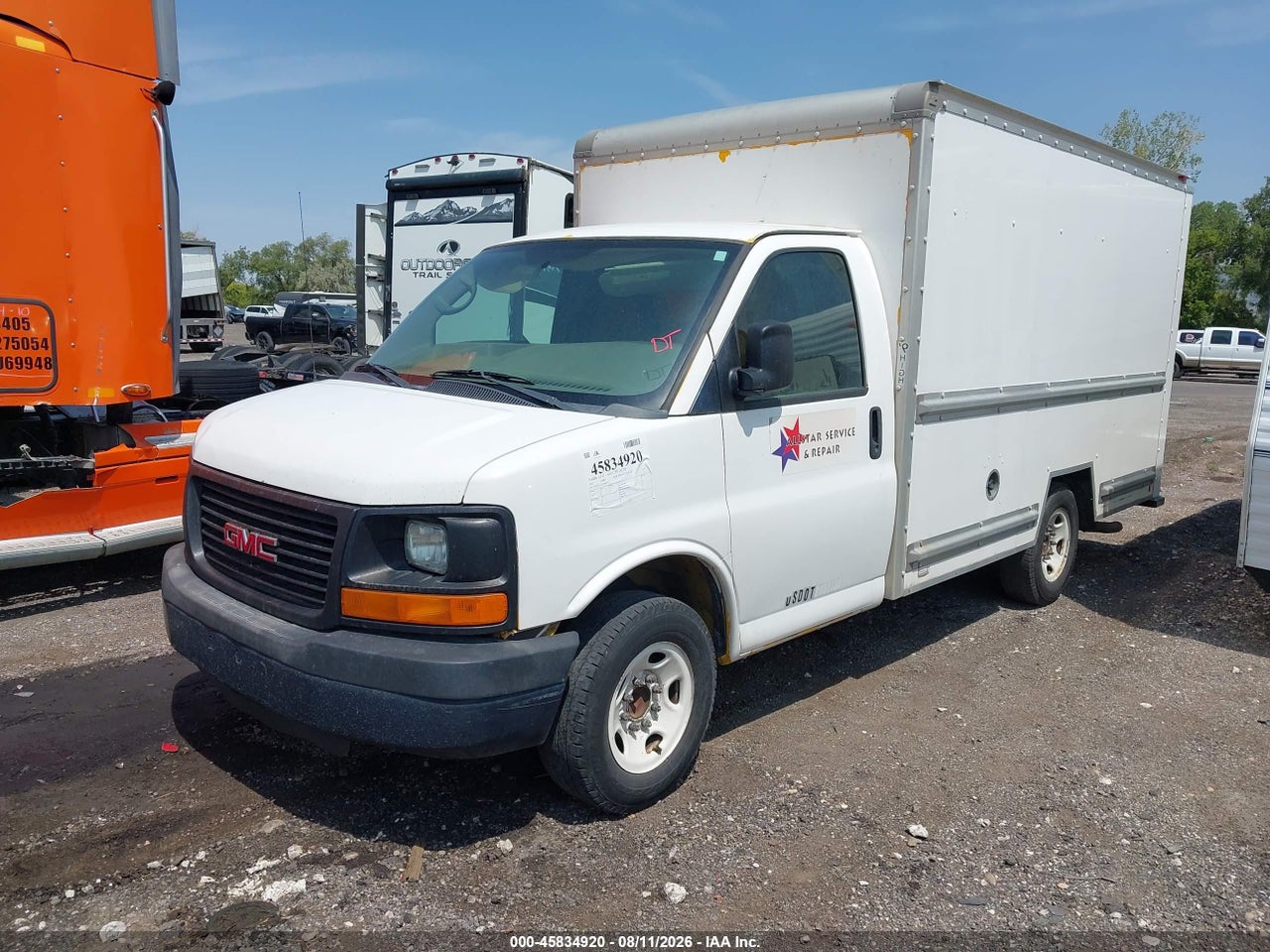 2012 GMC SAVANA CUTAWAY WORK VAN · 2/4