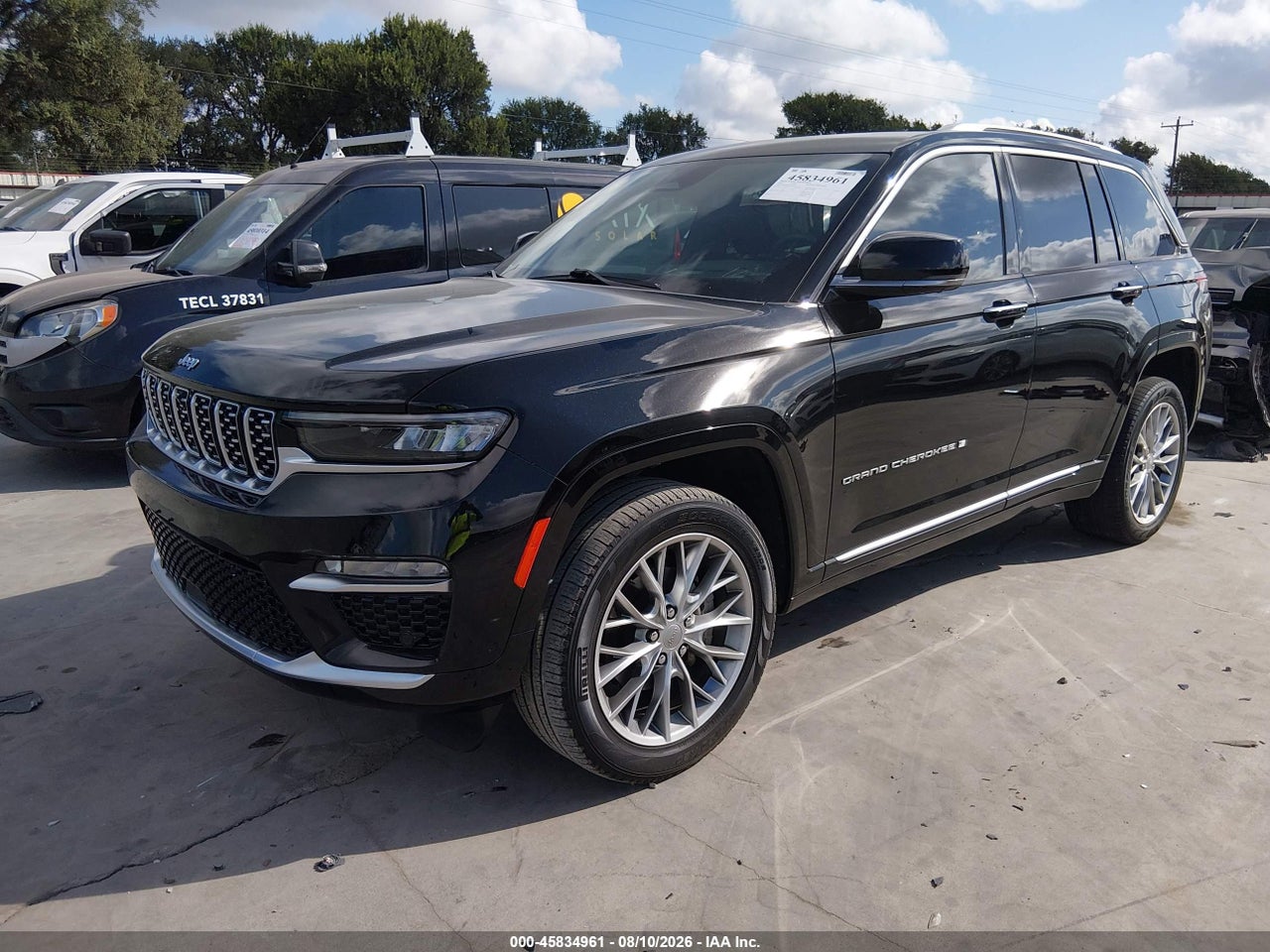 2023 JEEP GRAND CHEROKEE SUMMIT 4X4 · 2/11