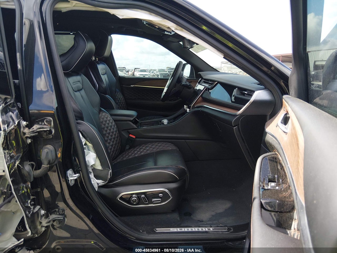 2023 JEEP GRAND CHEROKEE SUMMIT 4X4 · 5/11