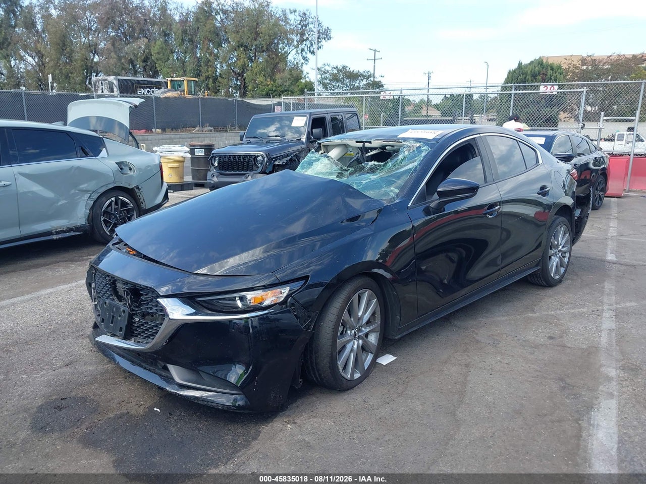 2023 MAZDA MAZDA3 2.5 S SELECT · 2/11
