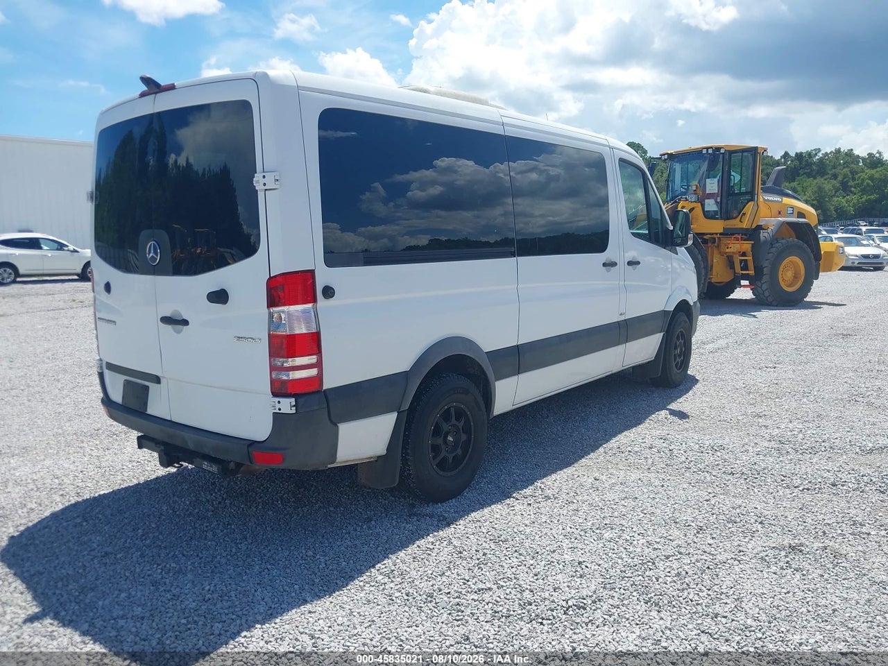 2017 MERCEDES-BENZ SPRINTER 2500 STANDARD ROOF V6 · 4/11