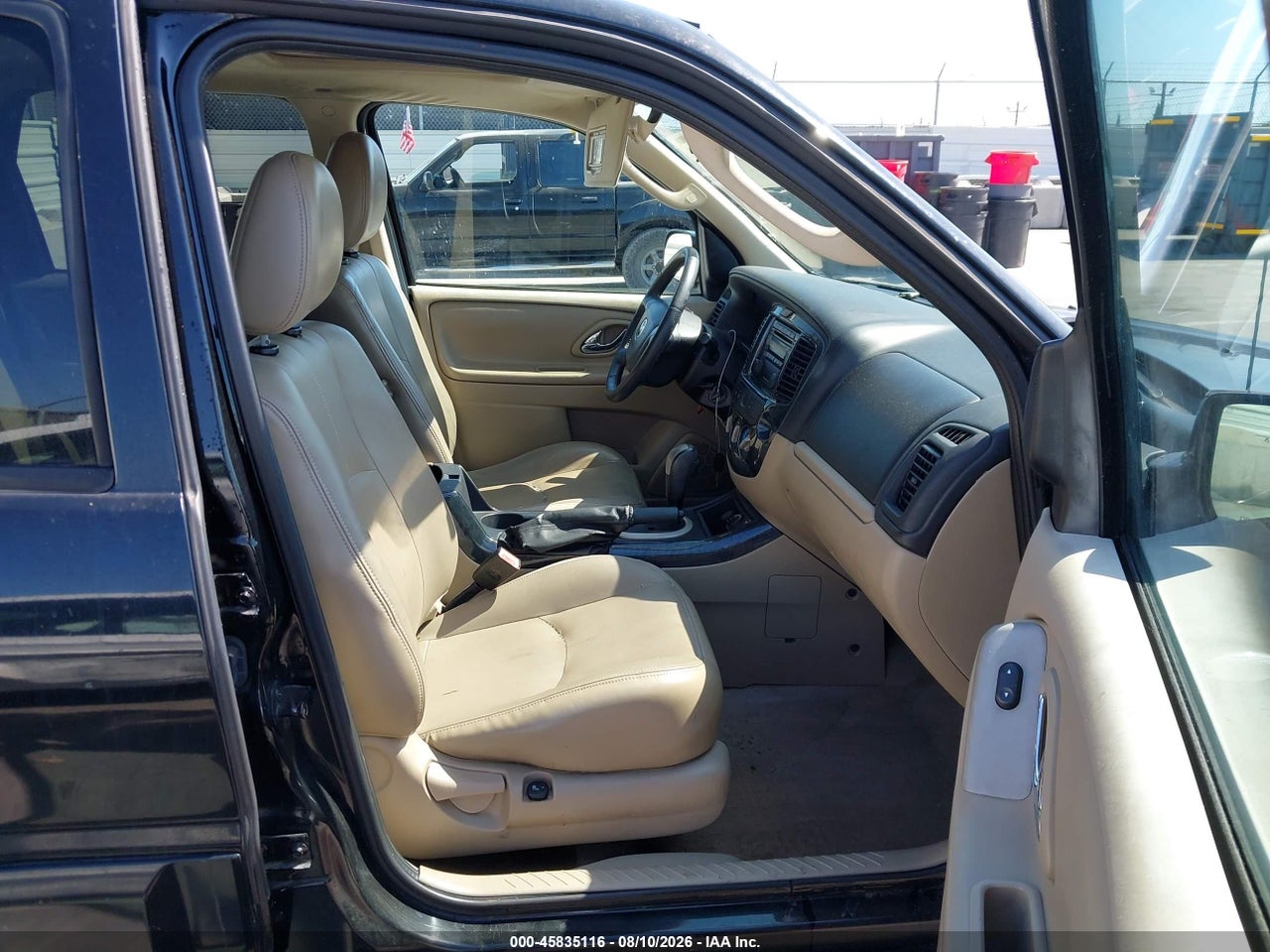 2005 MAZDA TRIBUTE S · 5/11