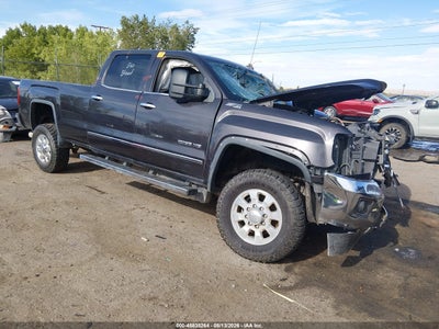 1GT12ZE84FF****** · 2015 GMC SIERRA 2500HD SLT