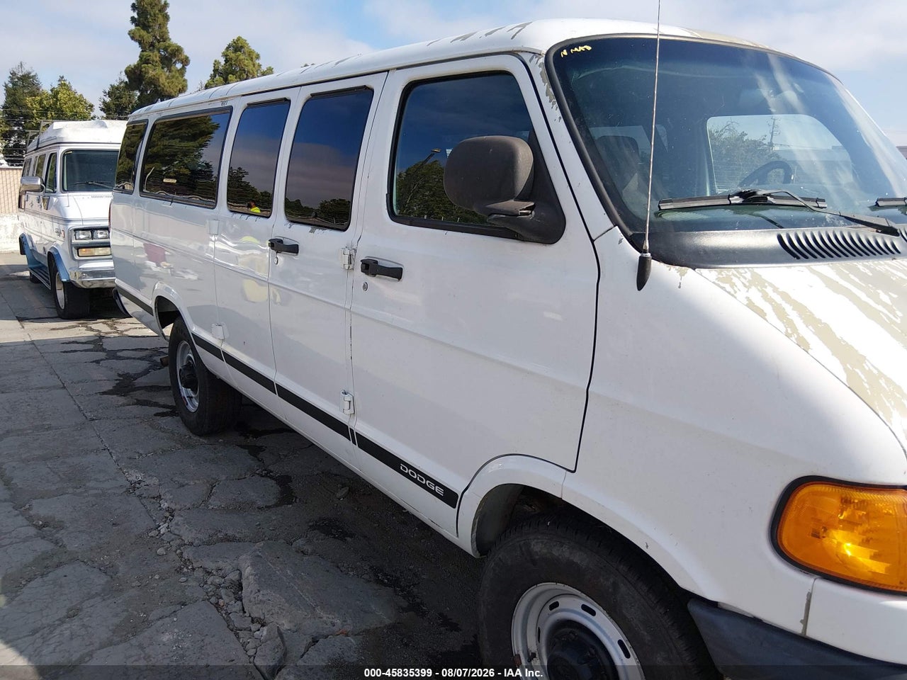 2001 DODGE RAM WAGON 3500 · 6/11