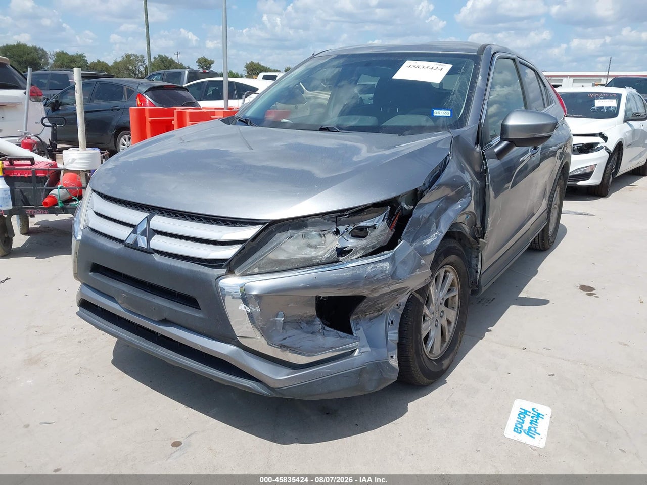 2019 MITSUBISHI ECLIPSE CROSS ES · 2/9