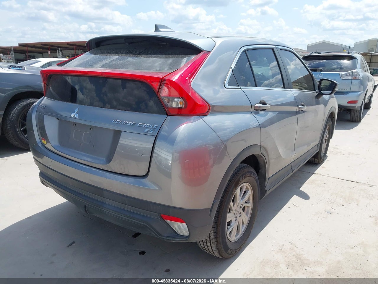 2019 MITSUBISHI ECLIPSE CROSS ES · 4/9