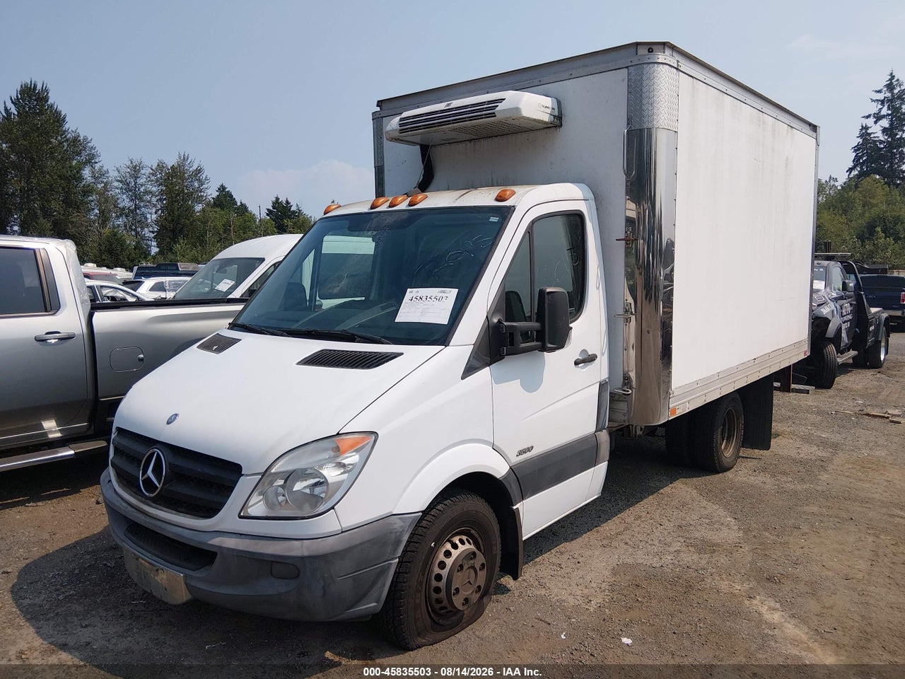 2013 MERCEDES-BENZ SPRINTER 3500 · 2/4