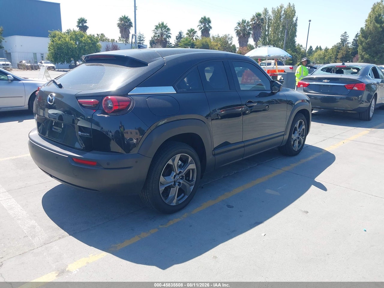 2022 MAZDA MX-30 EV PREMIUM PLUS · 4/11