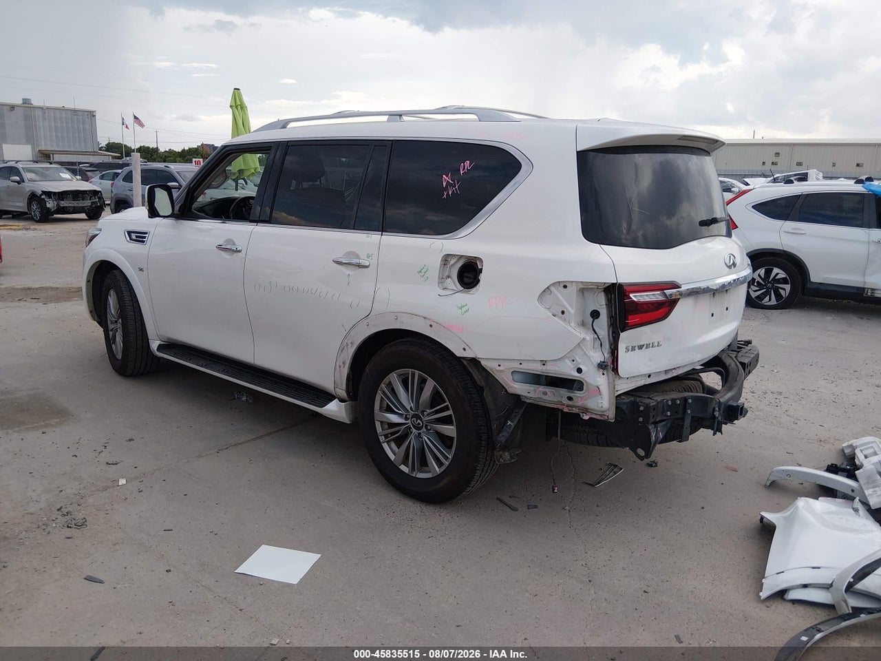2020 INFINITI QX80 LUXE · 3/11