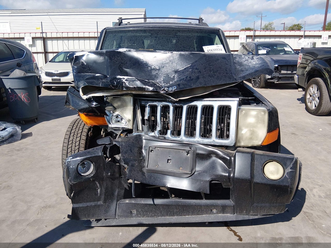2009 JEEP COMMANDER SPORT · 6/11