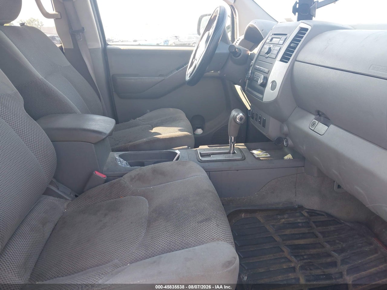 2010 NISSAN FRONTIER SE · 5/11