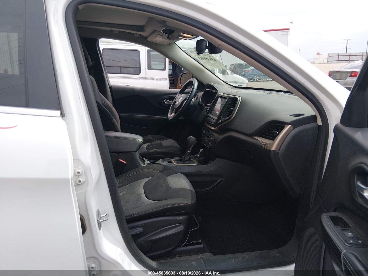 2014 JEEP CHEROKEE LATITUDE · 5/10