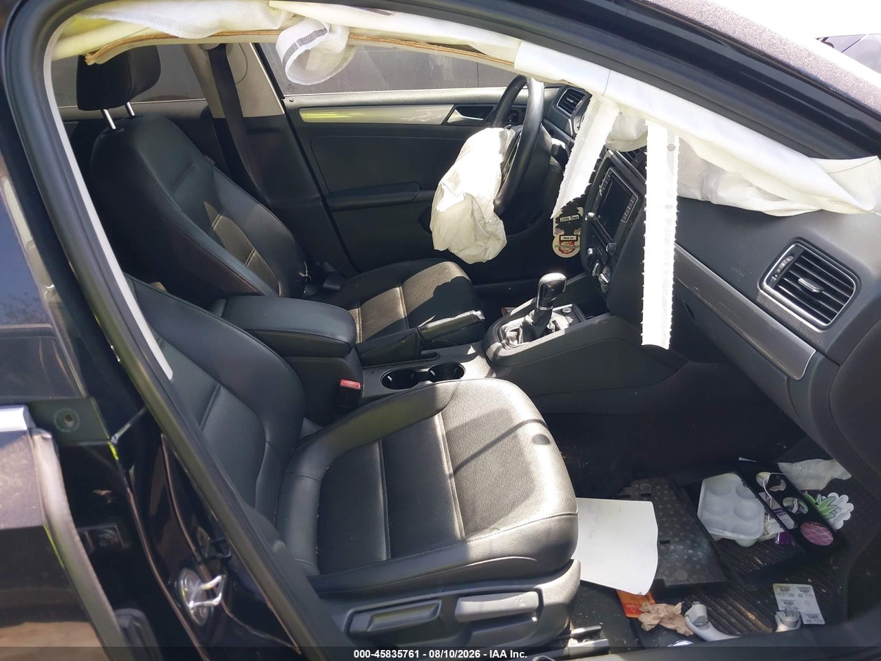 2017 VOLKSWAGEN JETTA 1.4T SE · 5/10