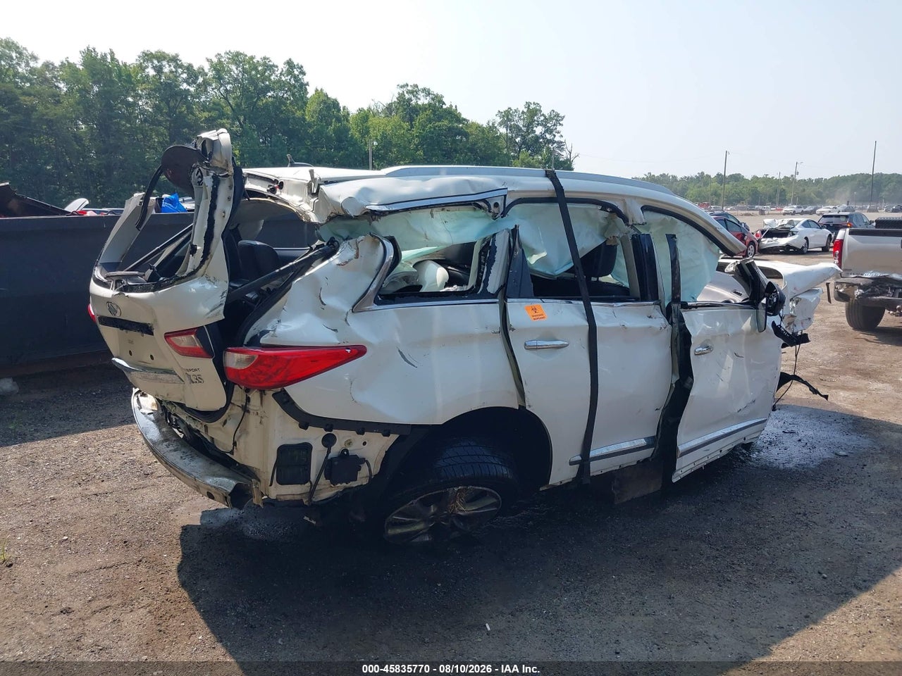 2013 INFINITI JX35 · 4/10