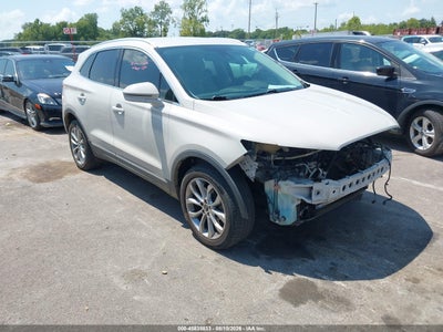 5LMCJ2C95KU****** · 2019 LINCOLN MKC SELECT